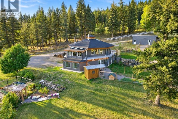 6318 Highland Crescent, 100 Mile House