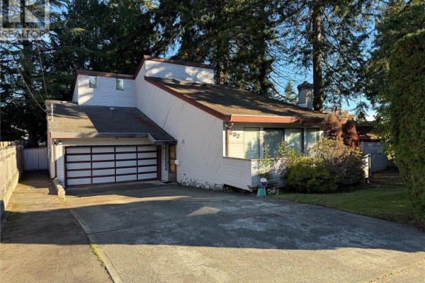 Residential for sale at 632 Erickson Rd, Campbell River, BC - MLS® HLnbs6