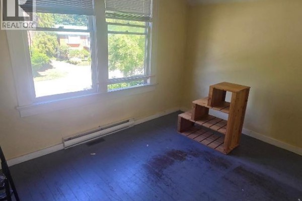 Bedroom - 6324 Cedar Street, Powell River, BC V8A4M1 Photo 4