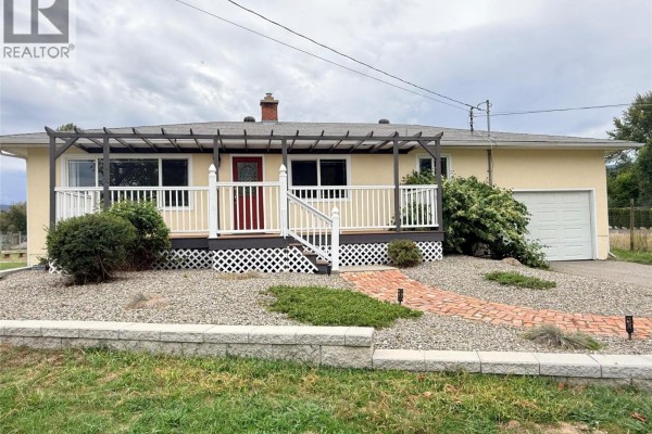 Sunroom - 6327 12th Street, Grand Forks, BC V0H1H0 Photo 3