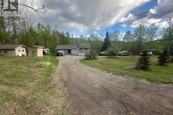6327 Wildmare Sub, Chetwynd, BC, photo 2