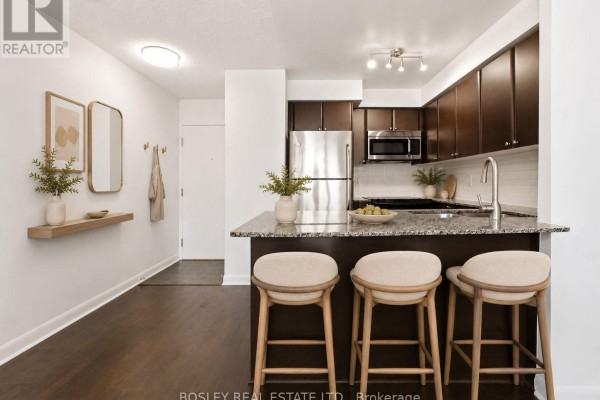 Primary Bedroom - 633 - 525 Wilson Avenue, Toronto, ON M3H0A7 Photo 4