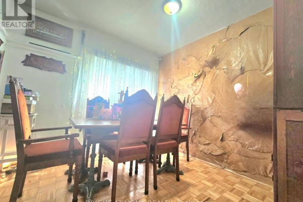633 Greenwood Avenue, Toronto, ON, photo 3