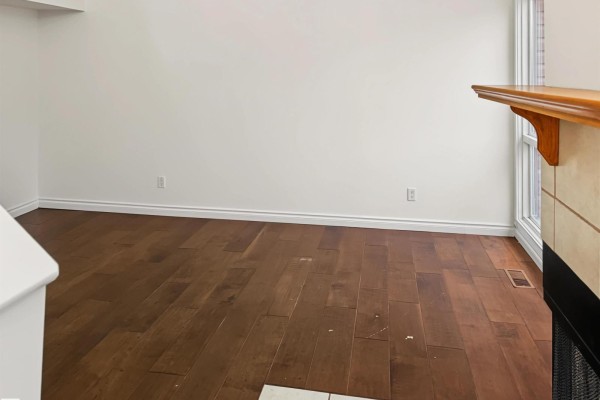 Family room - 633 Millbourne Rd E Nw, Edmonton, AB T6K3N3 Photo 3
