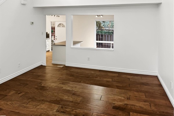 Primary Bedroom - 633 Millbourne Rd E Nw, Edmonton, AB T6K3N3 Photo 4