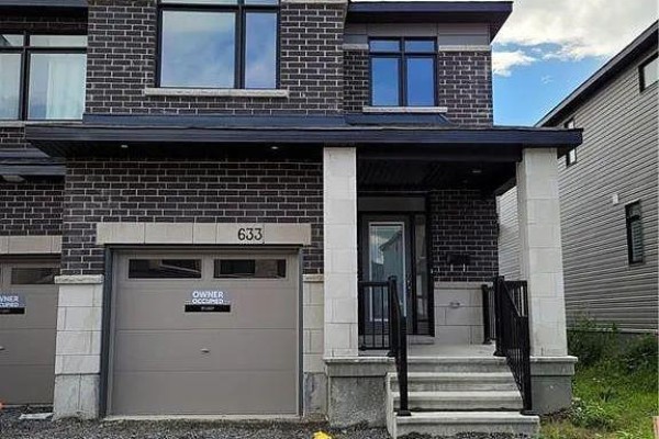 633 Rathburn Lane, Ottawa