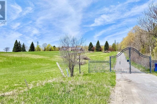 6336 Bloomington Road, Whitchurch Stouffville, ON, photo 2
