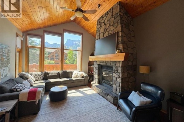 Kitchen - 634 4 Street, Canmore, AB T1W2H3 Photo 5