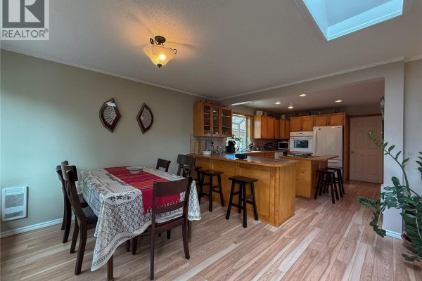 634 Holm Rd, Campbell River, BC, photo 2