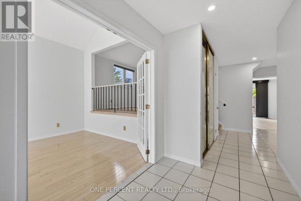 Family room - 6343 Mattice Avenue, Ottawa, ON K1C2G1 Photo 4