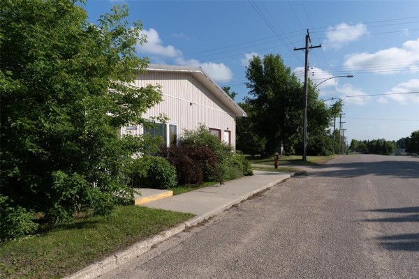635 Bowles Street, Cartwright, MB R0K0L0 Photo 4