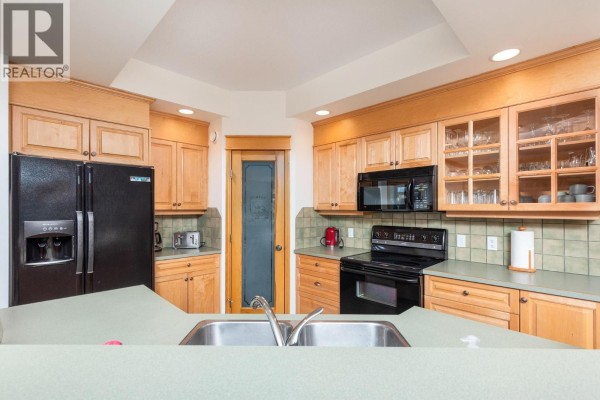 Family room - 635 Monashee Road Unit# 7, Silver Star, BC V1B3M1 Photo 5