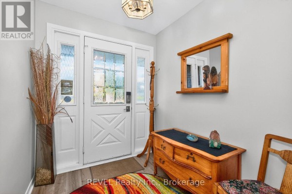 Sunroom - 635 William Street, Midland, ON L4R2S7 Photo 4
