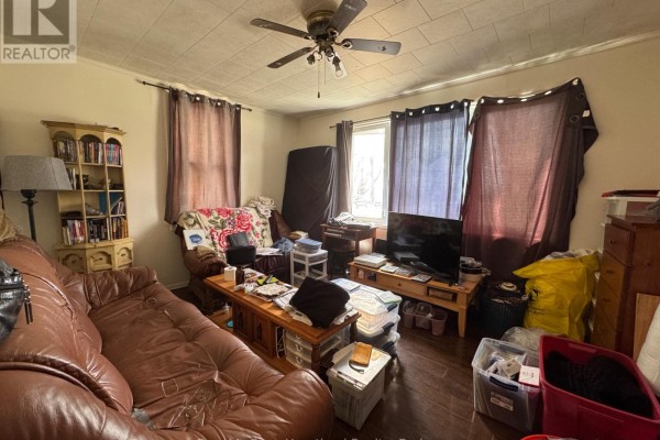 Bedroom - 635 Yonge Street, Minto, ON N0G2P0 Photo 3
