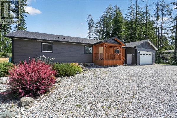 Ensuite - 6353 Beaver Creek Rd, Port Alberni, BC V9Y8L3 Photo 4