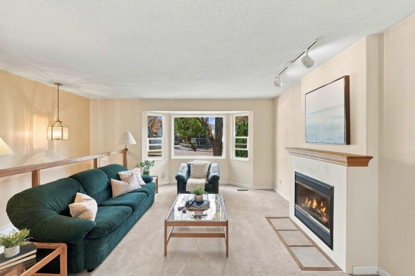 6355 183 Street, Surrey, BC V3S8A8 Photo 3