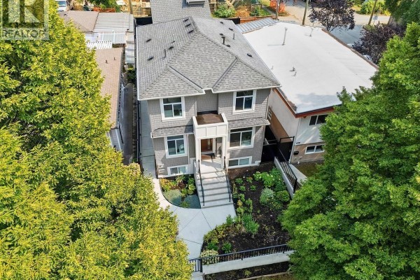 636 Cassiar Street, Vancouver, BC V5K4N2 Photo 2