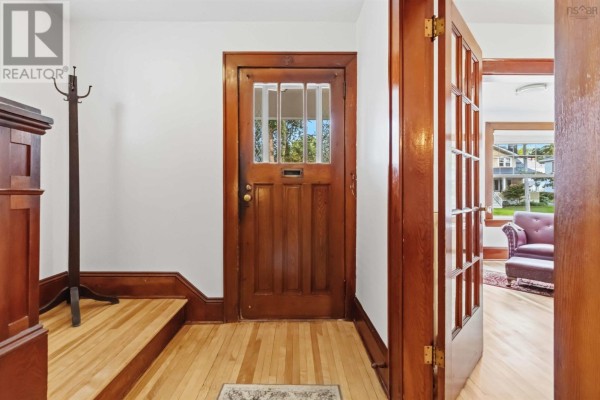 2pc Bathroom - 6366 Berlin Street, Halifax Peninsula, NS B3L1T5 Photo 4