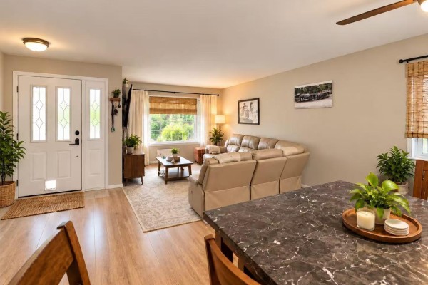 Dining room - 63680 Old Yale Road, Hope, Hope, BC V0X1L2 Photo 3
