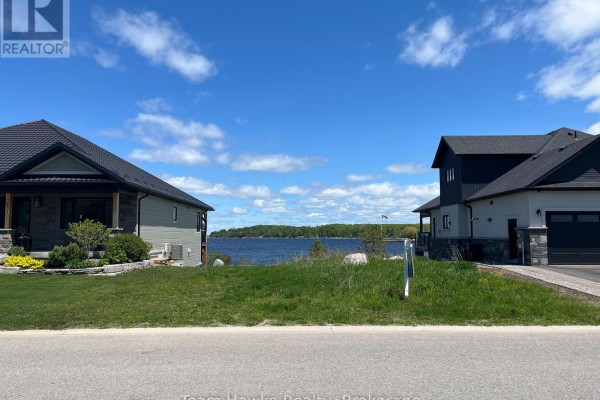 637 Aberdeen Boulevard, Midland, ON L4R5N9 Photo 4