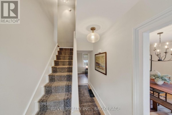 637 Collins Bay Road, Kingston, ON, photo 3