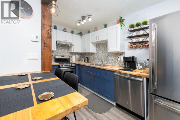 Kitchen - 6375 Whiskey Jack Drive Unit# 309, Big White, BC V1P1P3 Photo 4