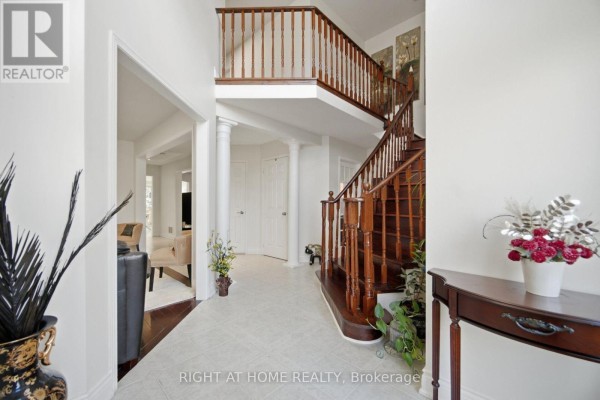 6379 Alderwood Trail, Mississauga, ON L5N6W9 Photo 4