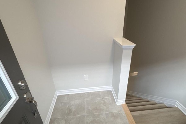 637b Paakanaak Avenue, Ottawa