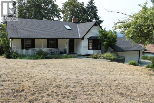 6386 Highwood Dr, Duncan, BC, photo 2