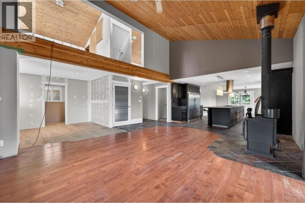 Pantry - 6391 Houseman Road, 100 Mile House, BC V0K1G0 Photo 5