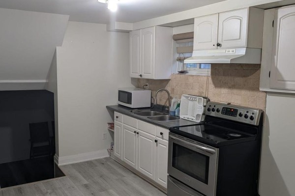 6393 Chaumont Crescent, Mississauga, ON L5N2M7 Photo 5