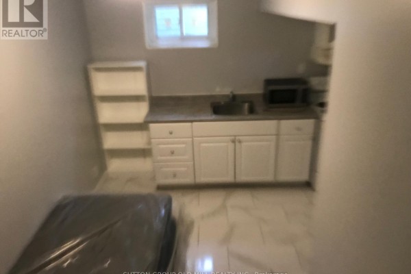 64 - 1563 Albion Road, Toronto, ON M9V1B2 Photo 4