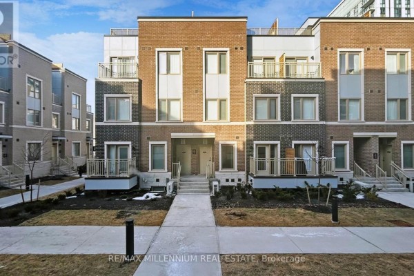 64 - 31 Honeycrisp Crescent, Vaughan, ON L4K0N6 Photo 2