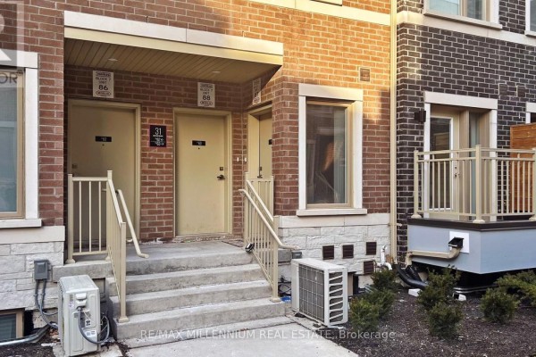 64 - 31 Honeycrisp Crescent, Vaughan, ON L4K0N6 Photo 5