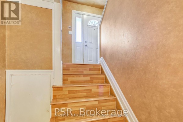 Primary Bedroom - 64 - 6780 Formentera Avenue, Mississauga, ON L5N2L1 Photo 4
