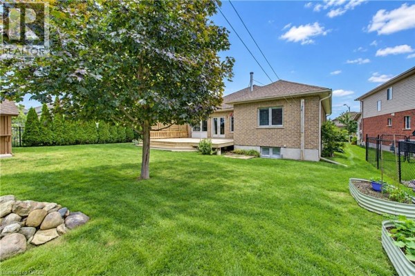 Bedroom - 64 Applewood Street, Plattsville, ON N0J1S0 Photo 5