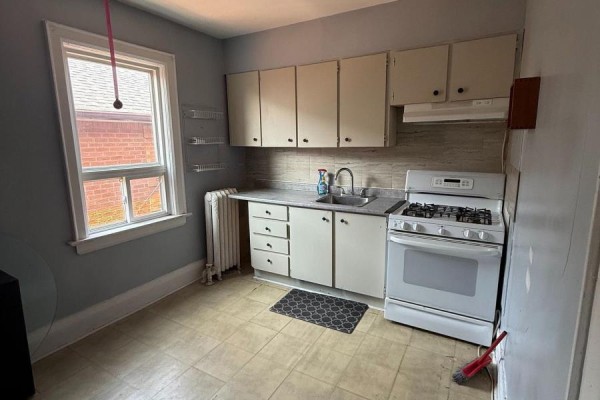 Bedroom - 64 Ashburnham Road, Toronto, ON M6H2K5 Photo 4