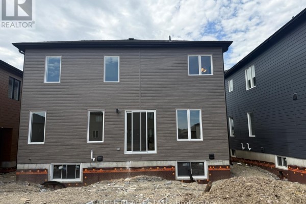 64 Creighton Drive, Loyalist, ON K0H2H0 Photo 5