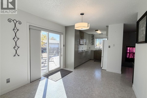 Primary Bedroom - 64 Dunfield Crescent, Meadow Lake, SK S9X1C4 Photo 5