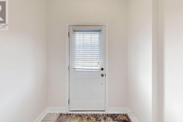 Bedroom 2 - 64 Ferris Square, Clarington, ON L1E0J2 Photo 5