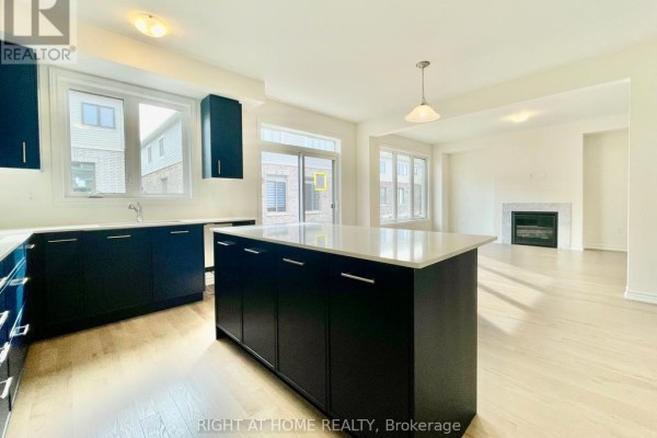64 Gemini Drive, Barrie, ON L9J0P8 Photo 4