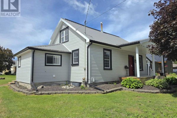 Family room - 64 George Street S, Minto, ON N0G1Z0 Photo 4