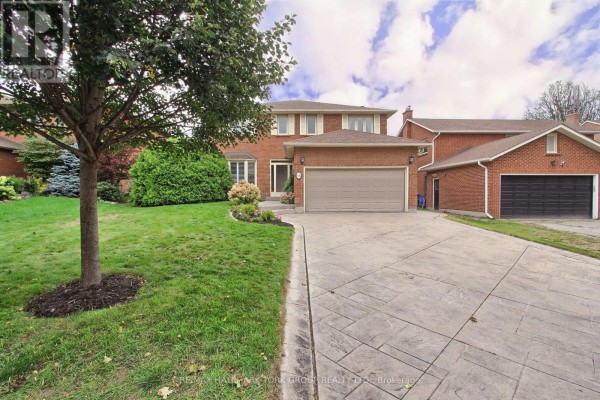 Family room - 64 Golf Links Drive, Aurora, ON L4G3V3 Photo 5