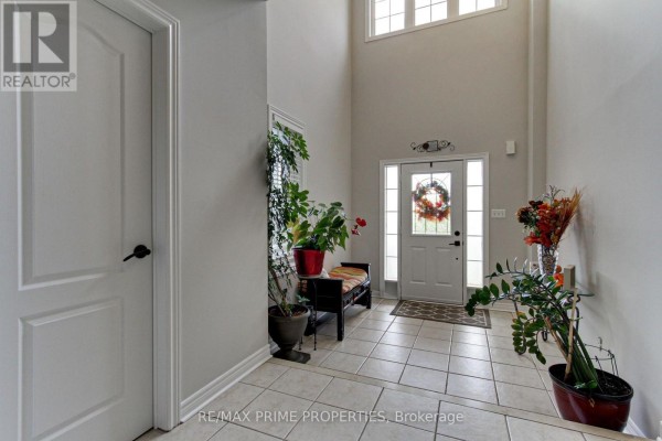 64 Ian Drive, Georgina, ON, photo 3