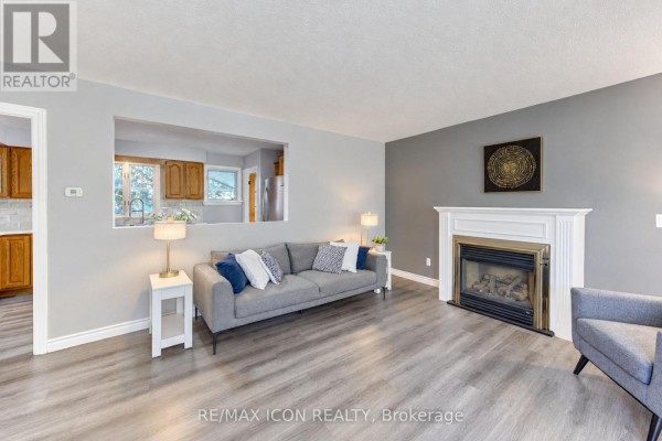 Primary Bedroom - 64 Lowrey Avenue S, Cambridge, ON N1R4Z8 Photo 5