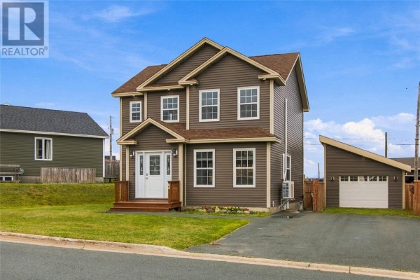 64 Magee Drive, Paradise