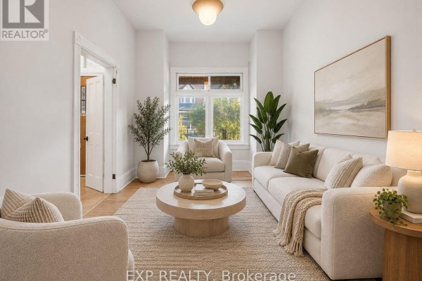 Primary Bedroom - 64 Symington Avenue, Toronto, ON M6P3W1 Photo 4
