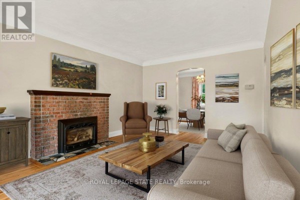 Recreational, Games room - 64 Tweedsmuir Avenue, Hamilton, ON L9H4H5 Photo 3