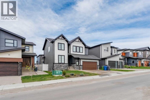 Kitchen - 64 Waterford Terrace, Chestermere, AB T1X2P7 Photo 4