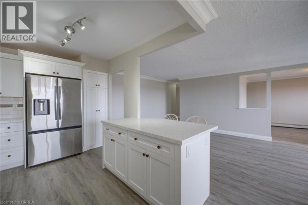 640 West Street Unit# 909, Brantford, ON, photo 2